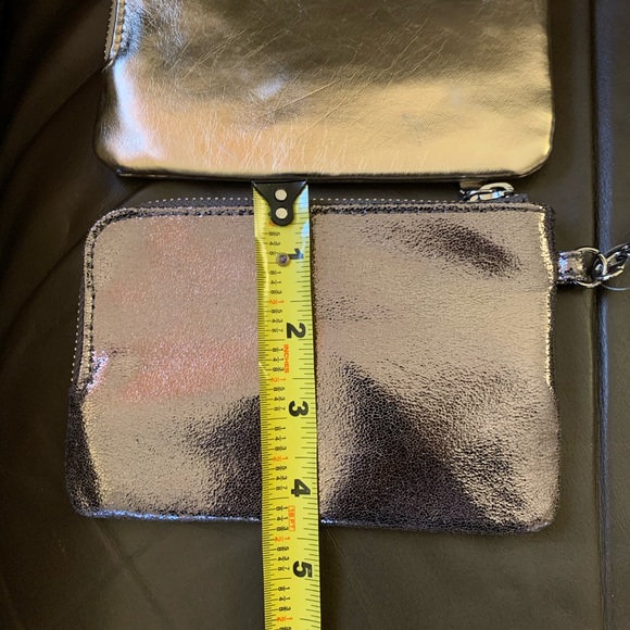 Old Navy Wristlets - Picture 6 of 7